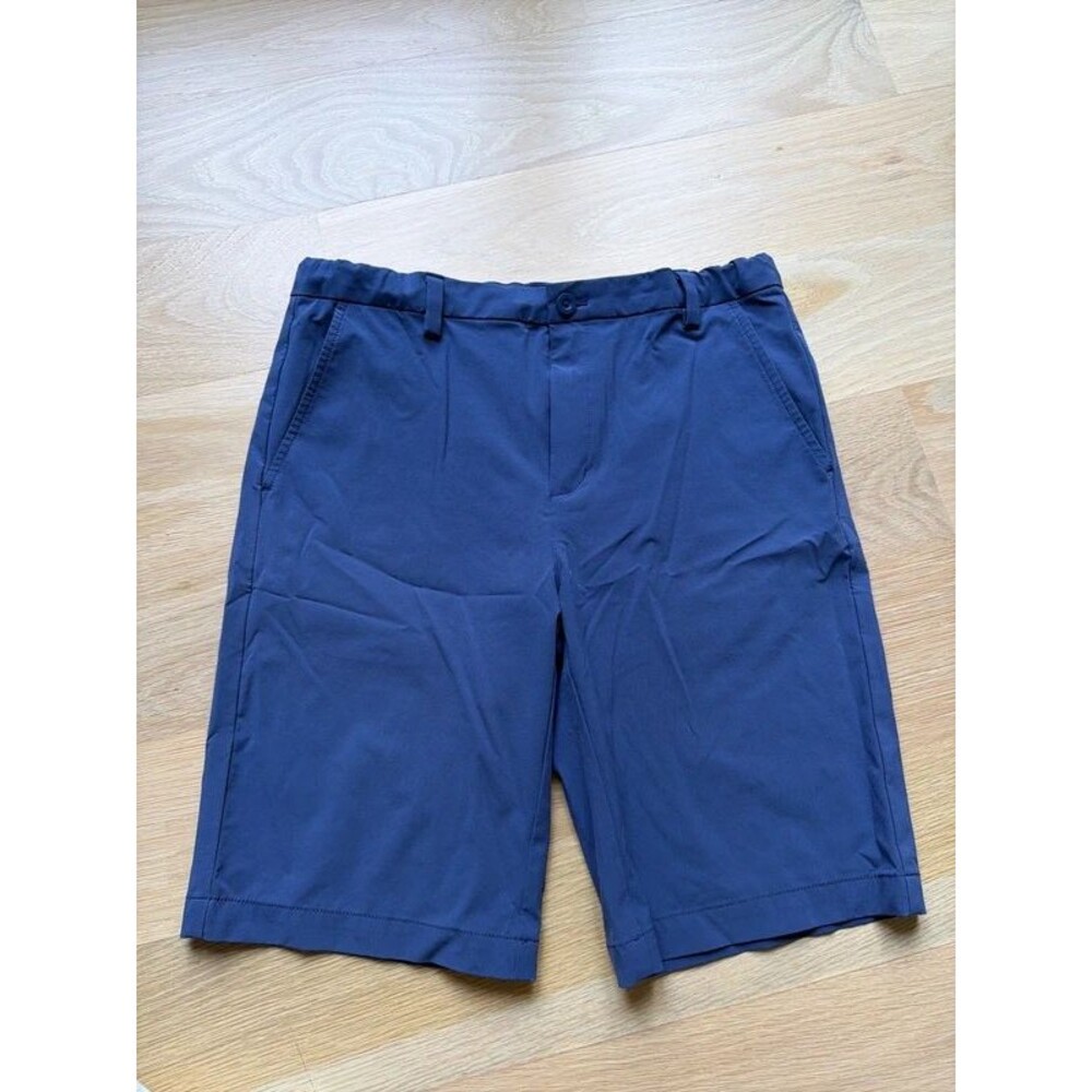 Vineyard Vines boys performance shorts size 18 medium blue